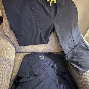 Women’s Revel Navy/ Dark Blue Scrub Set with Yellow Accent XXL TOP. L Pants